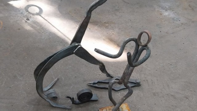 Zeevik Gottlieb - stage de Forge - Fer à Modeler - ecoledeforge.fr (11) Zeevik Gottlieb - stage de Forge - Fer à Modeler - ecoledeforge.fr (11)