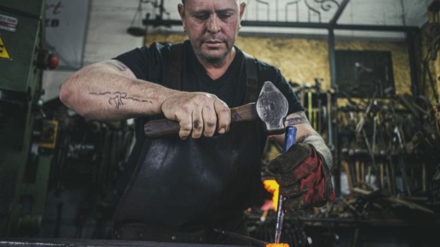 Zeevik Gottlieb - stage de Forge - Fer à Modeler - ecoledeforge.fr (5) Zeevik Gottlieb - stage de Forge - Fer à Modeler - ecoledeforge.fr (5)